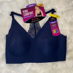 SALE NWT Wirefree Lined Racerback Bra in Navy